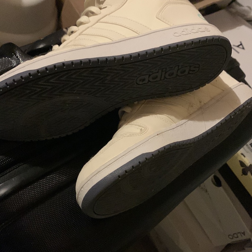 Adidas - Picture 3 of 3